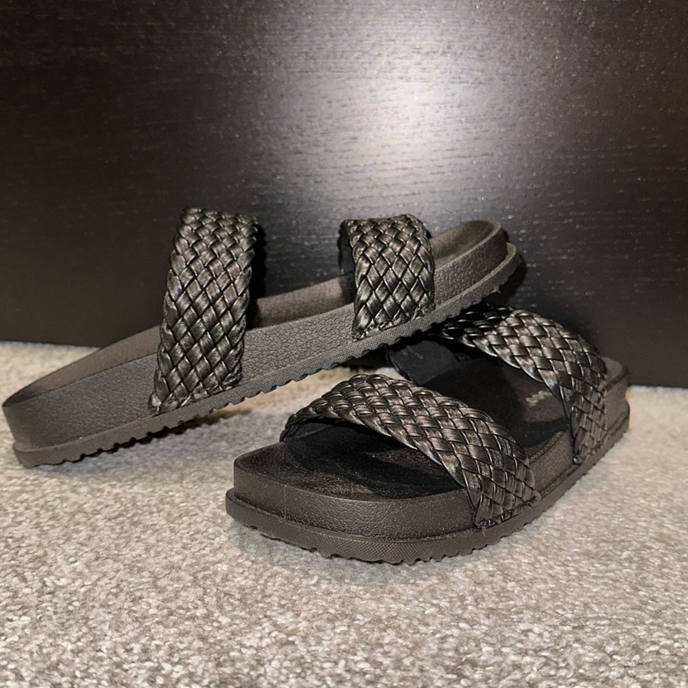 Black Two Strap Braided Sandals
